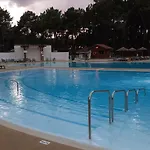 A Naturiste Le Tiki